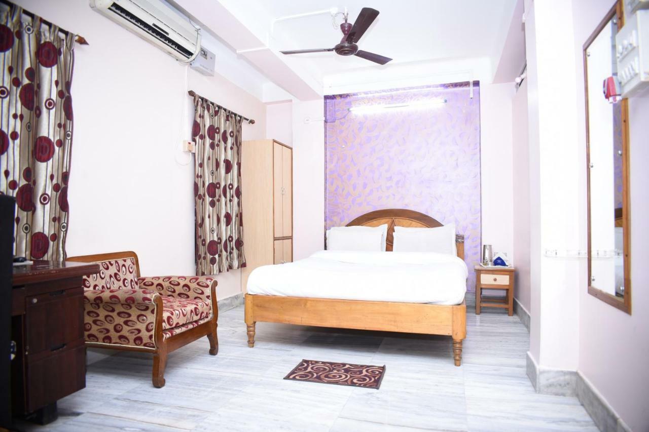 Spot On 37646 Hotel Centre Palace Silchar Ngoại thất bức ảnh